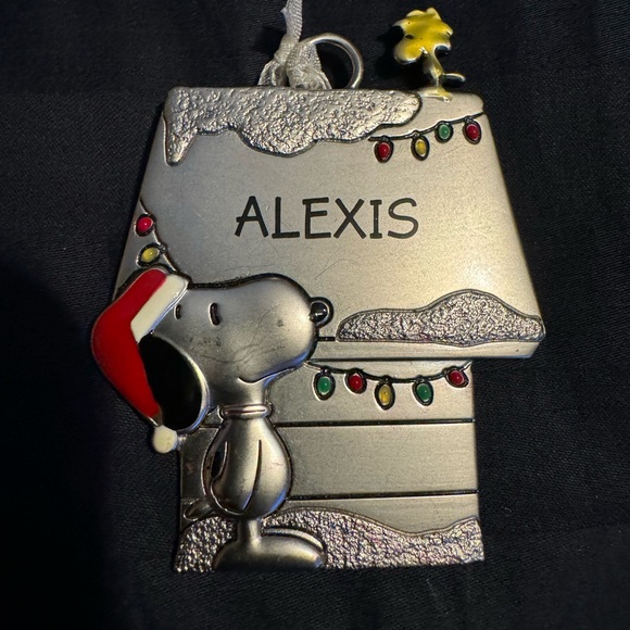 Peanuts for Hallmark Alexis name ornament - Picture 6 of 6
